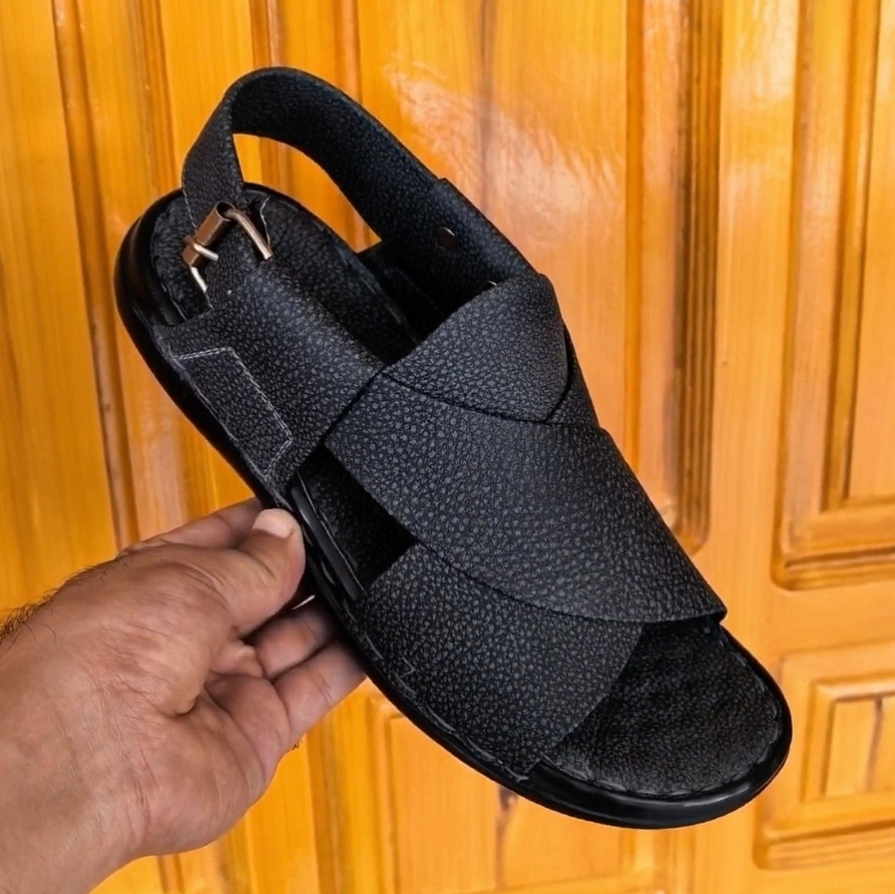 Light-Weight Handmade Chappal (HS-128)